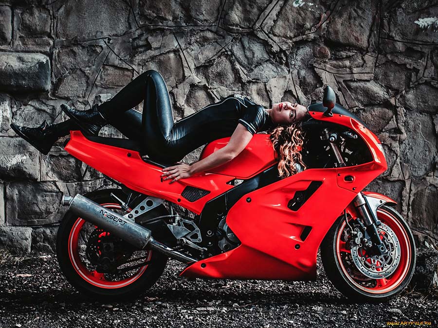Beautiful girl Beautiful girls and motorcycles in Los Angeles