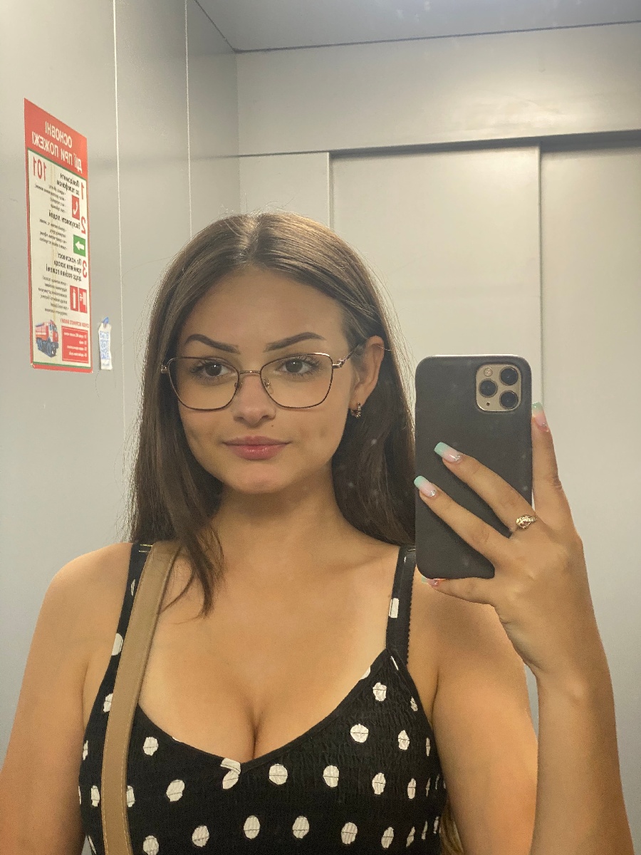 Sexy model Stacy in Los Angeles